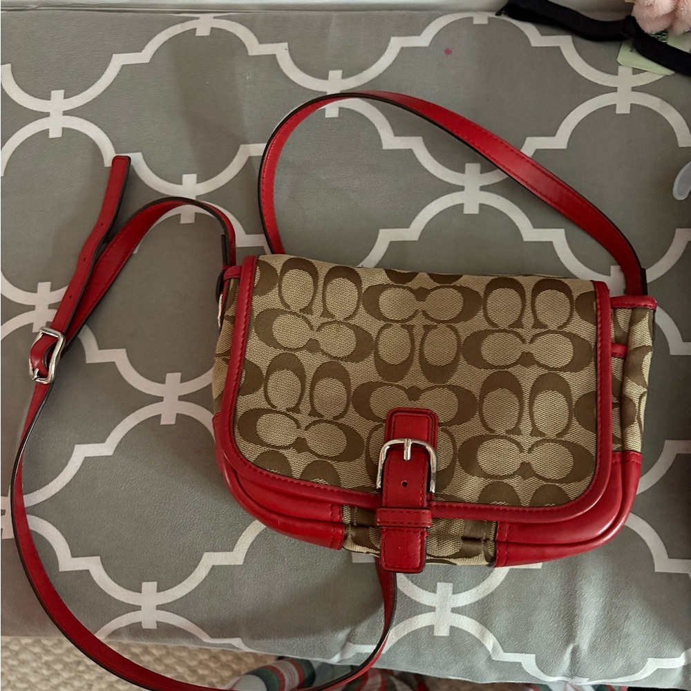 Coach Hadley Signature Field Red Cross Body Bag